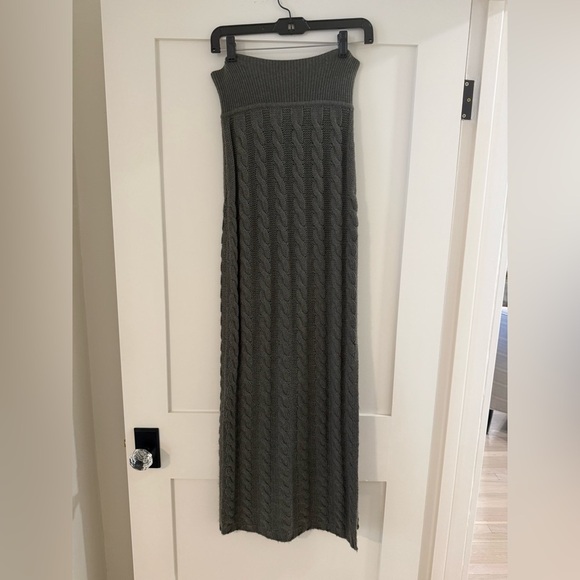 Something Navy Dresses & Skirts - Something Navy Olive Knit Maxi Cable Knit Skirt NWT Sz M